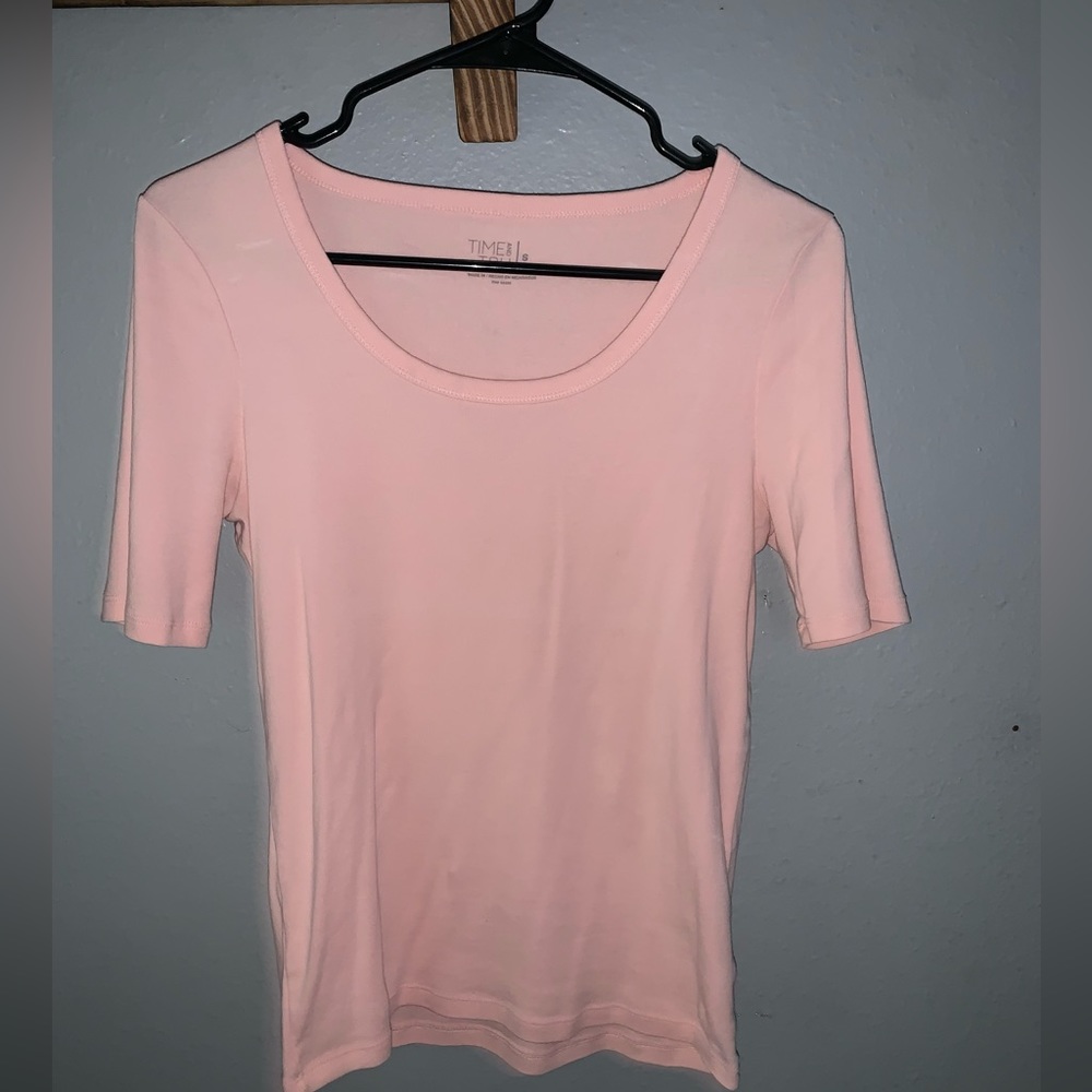 Quarter sleeve shirt